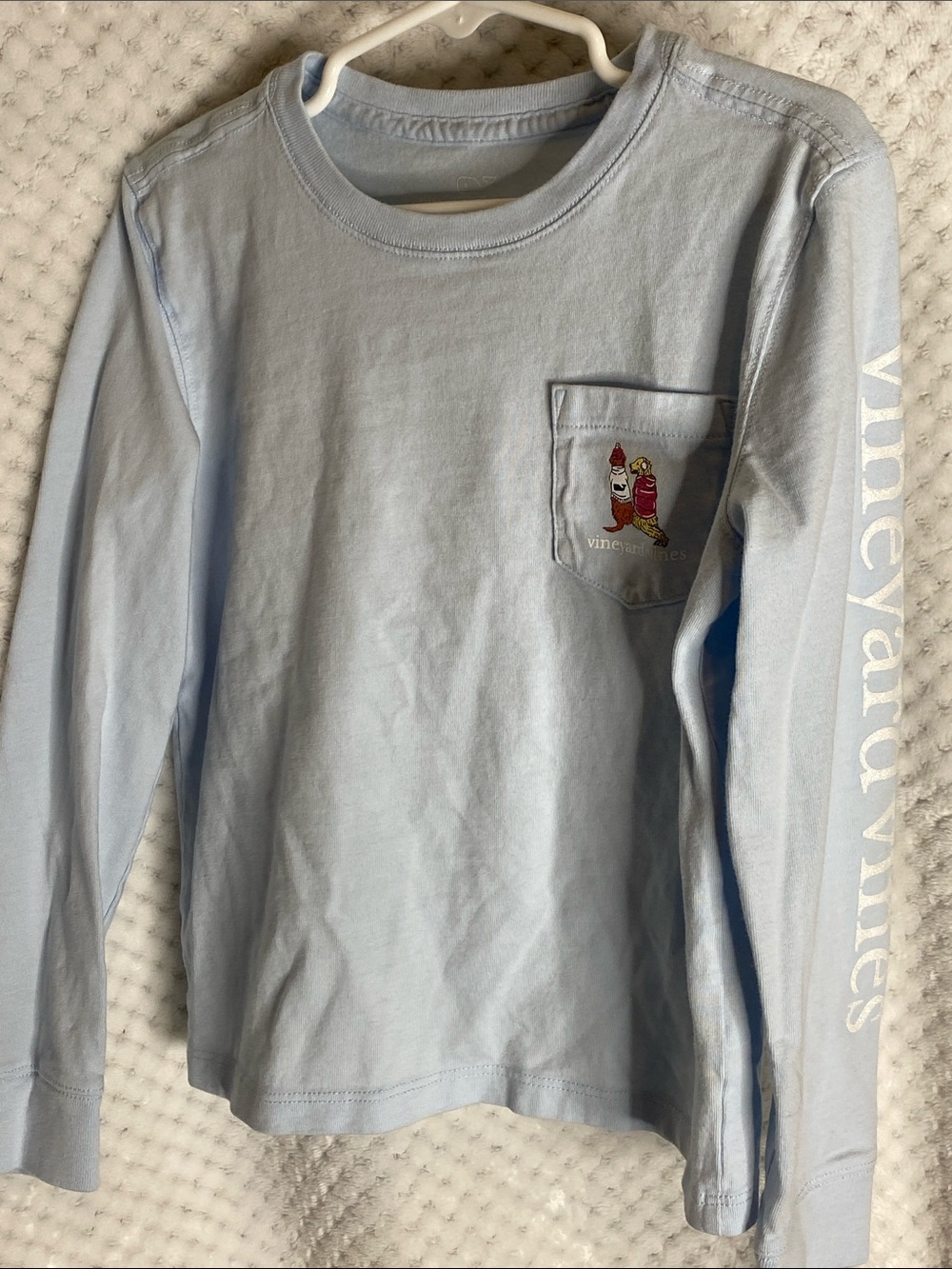 Vineyard Vines Light Blue Long-Sleeve Pocket Tee with Skiing Dogs Graphic